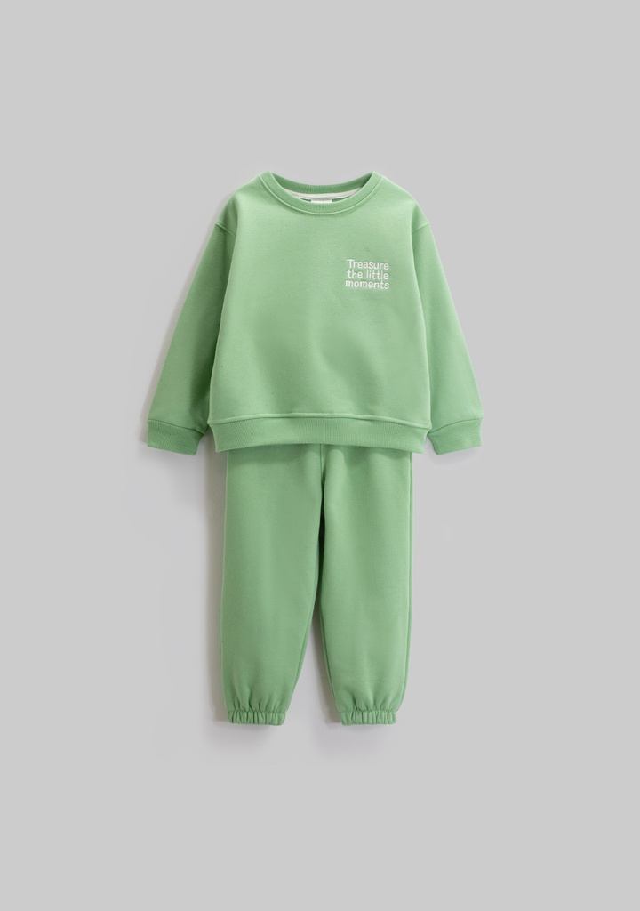 14319 Conjunto de Niño (Preventa Octubre 2026)