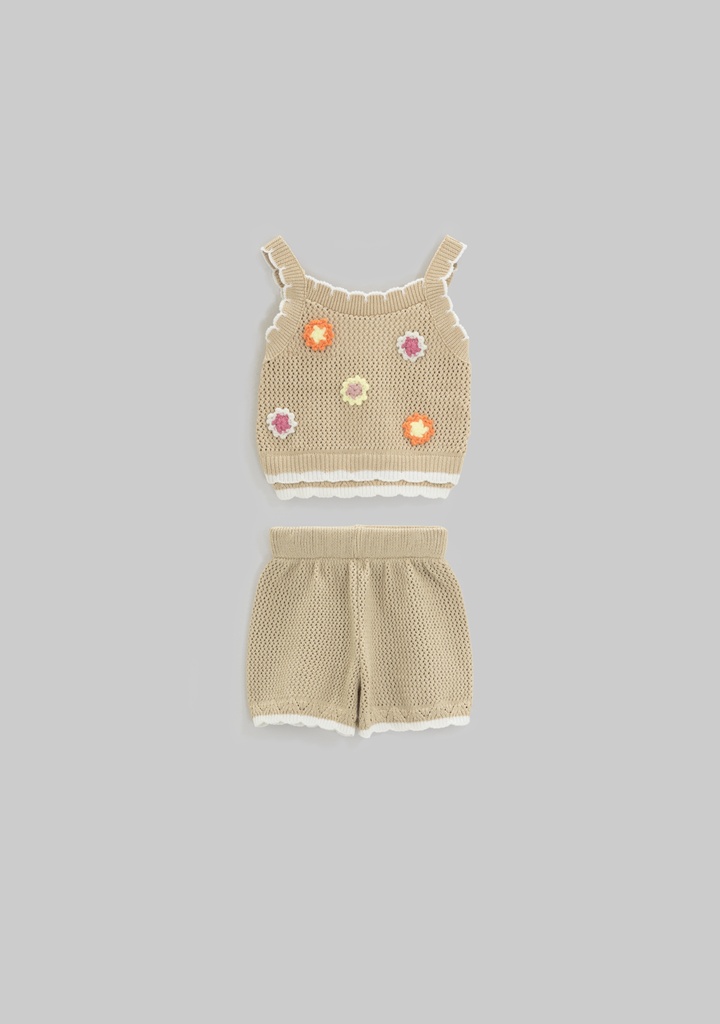 13935 Conjunto de Niña (Preventa Abril 2026)