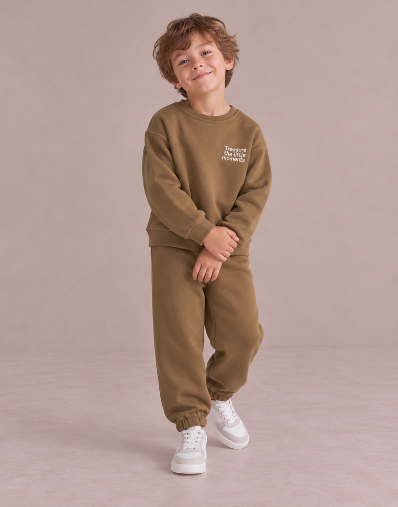 14320 Conjunto de Niño (Preventa Octubre 2026)